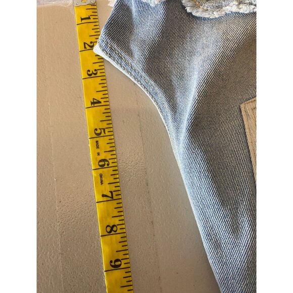 2 pairs Shorts Boho Style Embroidered & Two-Tone Denim Womens Size 9 - Picture 12 of 16